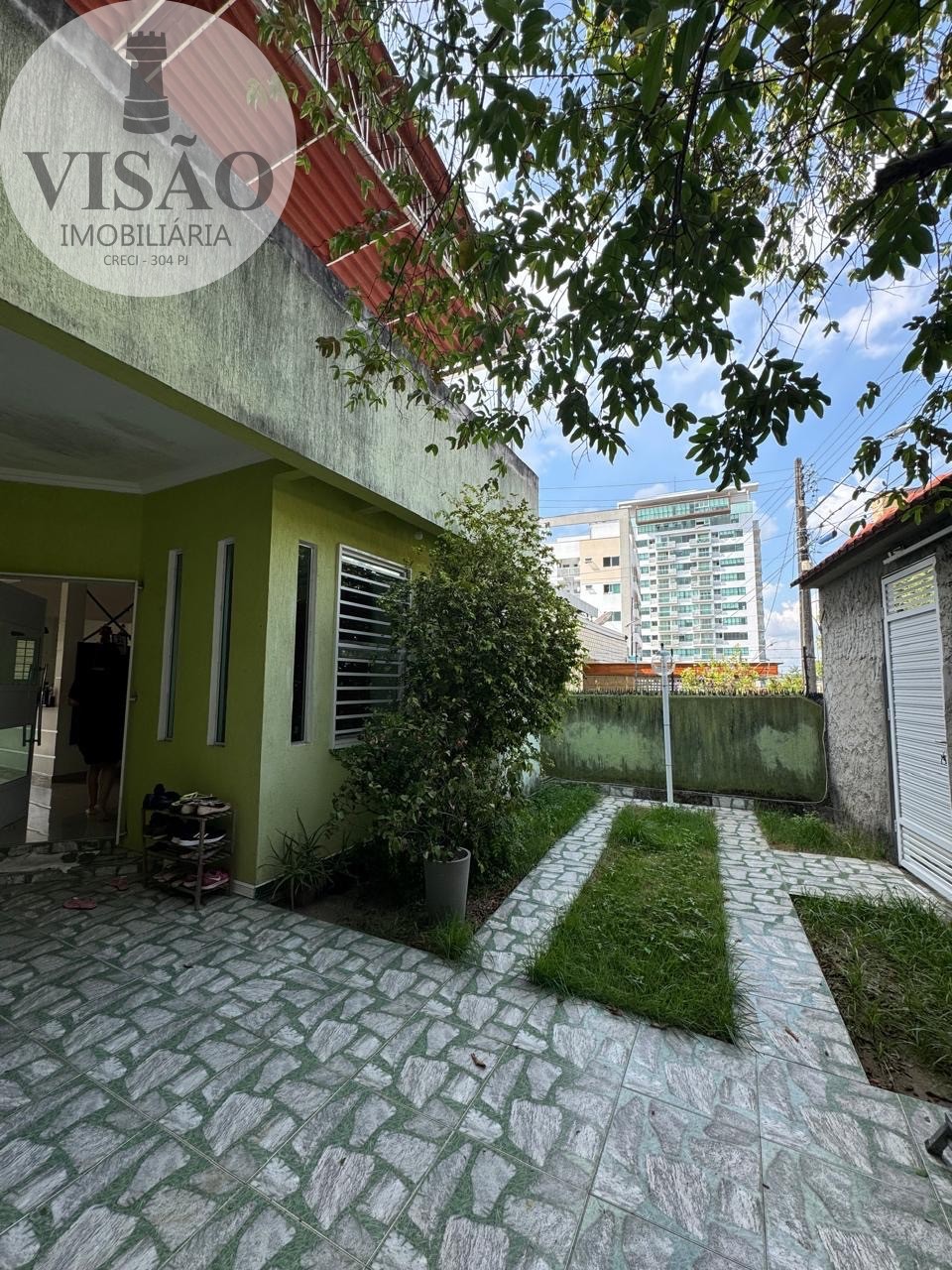 Casa à venda e aluguel com 1 quarto - Foto 2