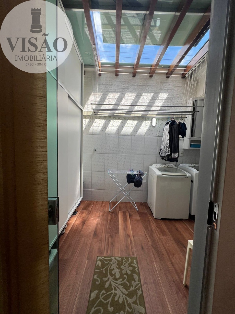 Casa à venda com 3 quartos, 114m² - Foto 4