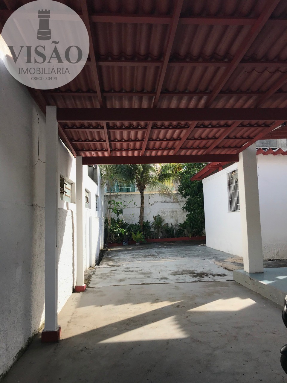 Prédio Inteiro para alugar com 4 quartos, 250m² - Foto 2