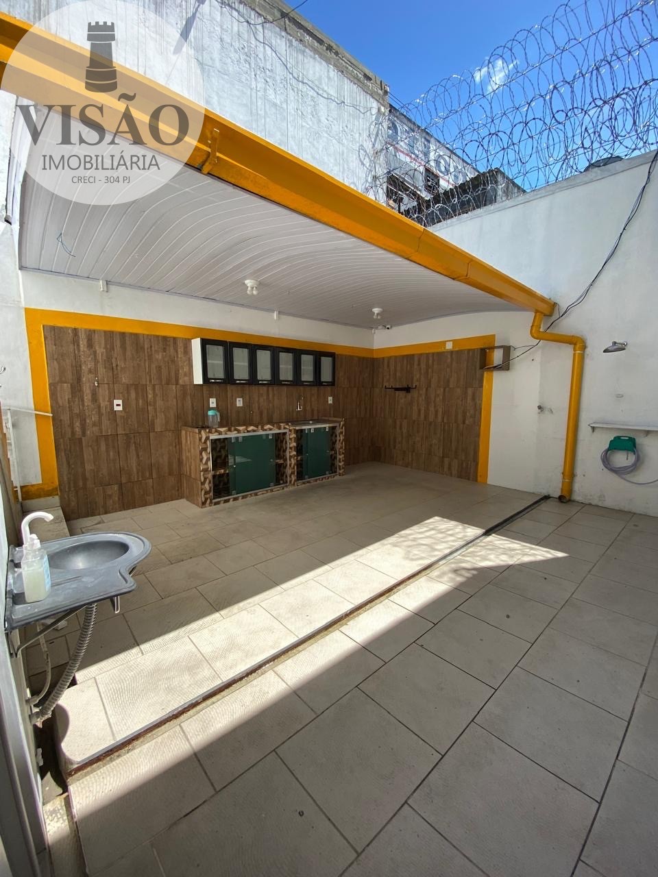 Casa à venda e aluguel com 2 quartos, 100m² - Foto 7