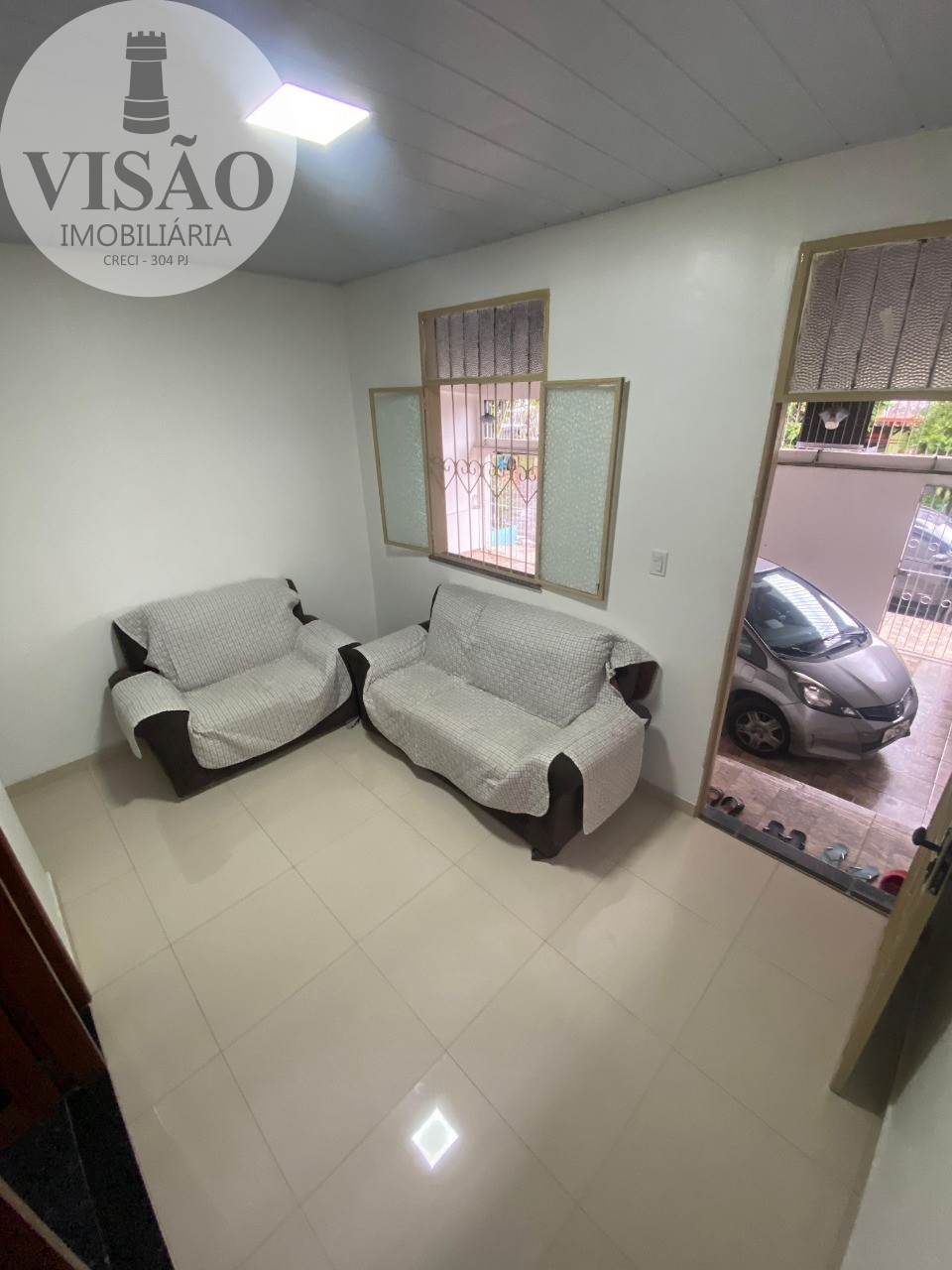 Casa à venda com 3 quartos, 290m² - Foto 3