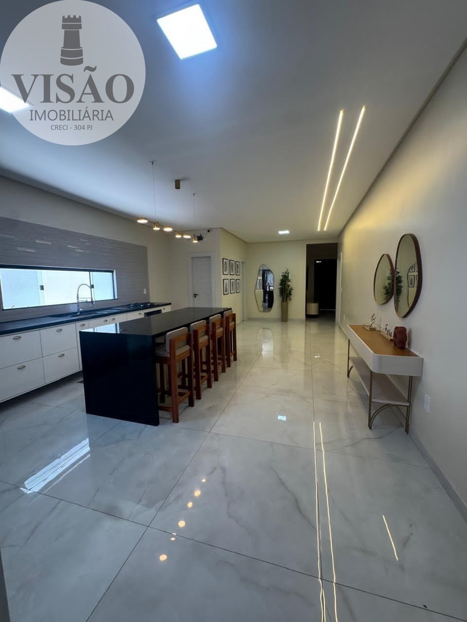 Casa, 3 quartos, 250 m² - Foto 2