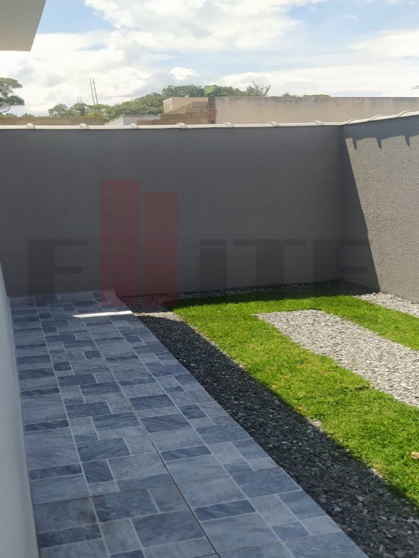 Casa à venda com 2 quartos, 78m² - Foto 14