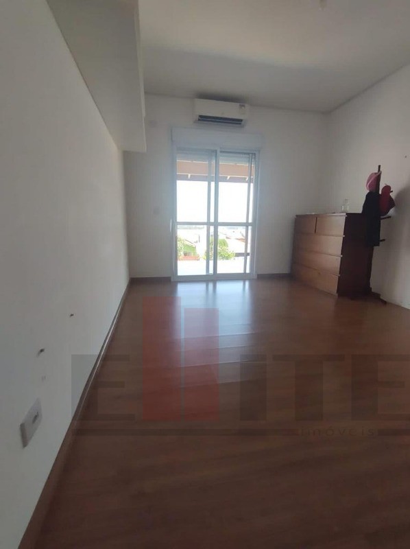 Sobrado à venda com 4 quartos, 420m² - Foto 21