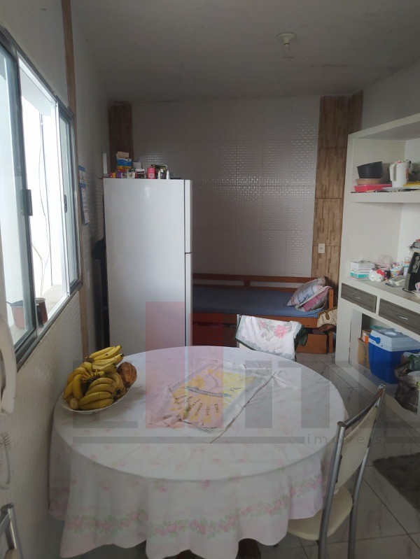 Casa à venda com 1 quarto, 80m² - Foto 6