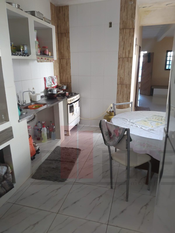 Casa à venda com 1 quarto, 80m² - Foto 11