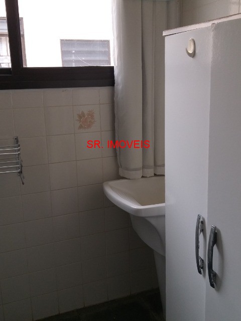 Apartamento para alugar com 2 quartos, 55m² - Foto 11