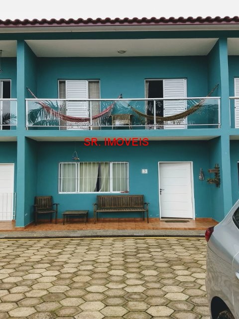 Casa de Condomínio à venda com 3 quartos, 194m² - Foto 1