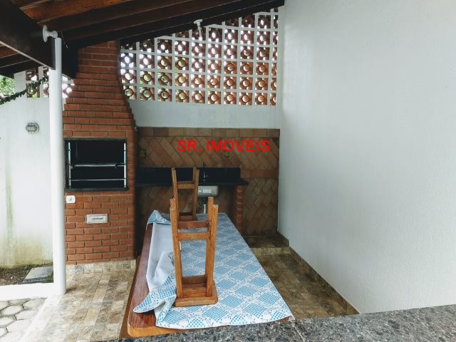 Casa de Condomínio à venda com 3 quartos, 194m² - Foto 18