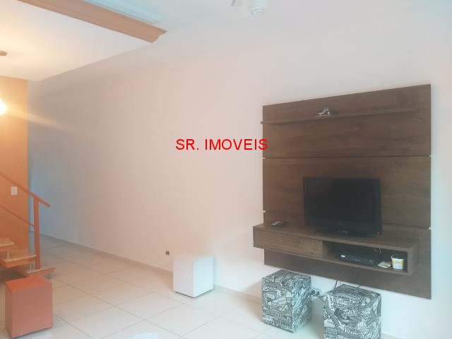 Apartamento à venda com 2 quartos, 70m² - Foto 18