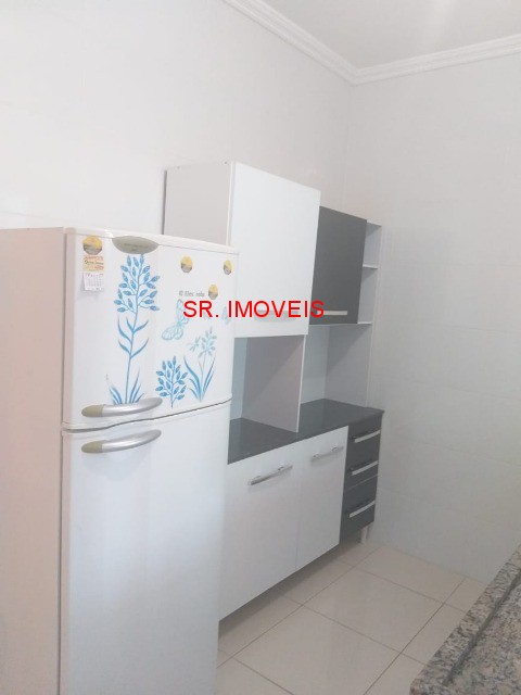 Apartamento à venda com 2 quartos, 70m² - Foto 23