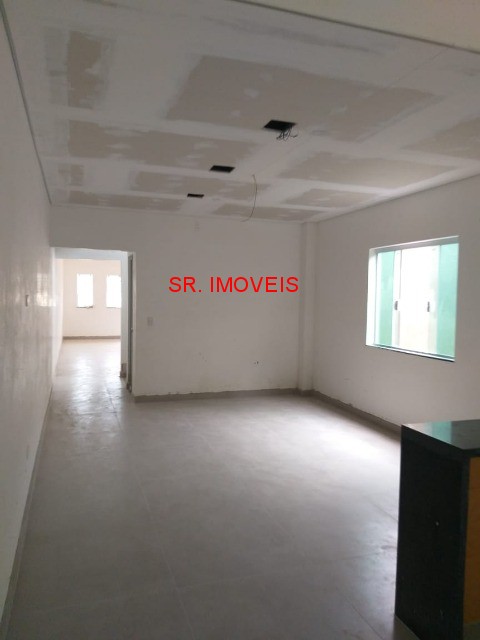 Sobrado à venda com 4 quartos, 200m² - Foto 7