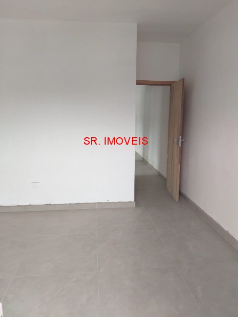 Sobrado à venda com 4 quartos, 200m² - Foto 15