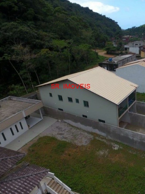 Sobrado à venda com 4 quartos, 200m² - Foto 29