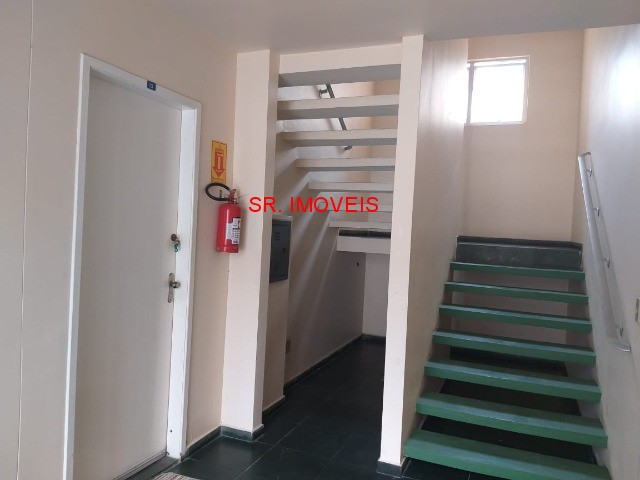 Apartamento à venda com 2 quartos, 60m² - Foto 19