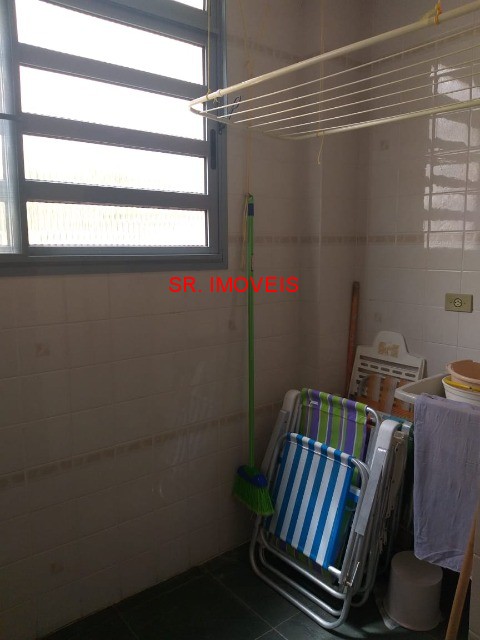 Apartamento à venda com 2 quartos, 60m² - Foto 32