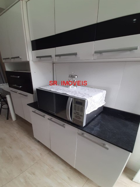 Apartamento à venda com 2 quartos, 45m² - Foto 15