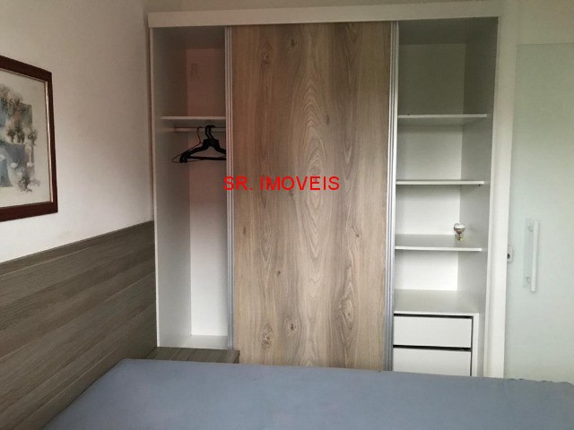 Apartamento à venda com 2 quartos, 50m² - Foto 18