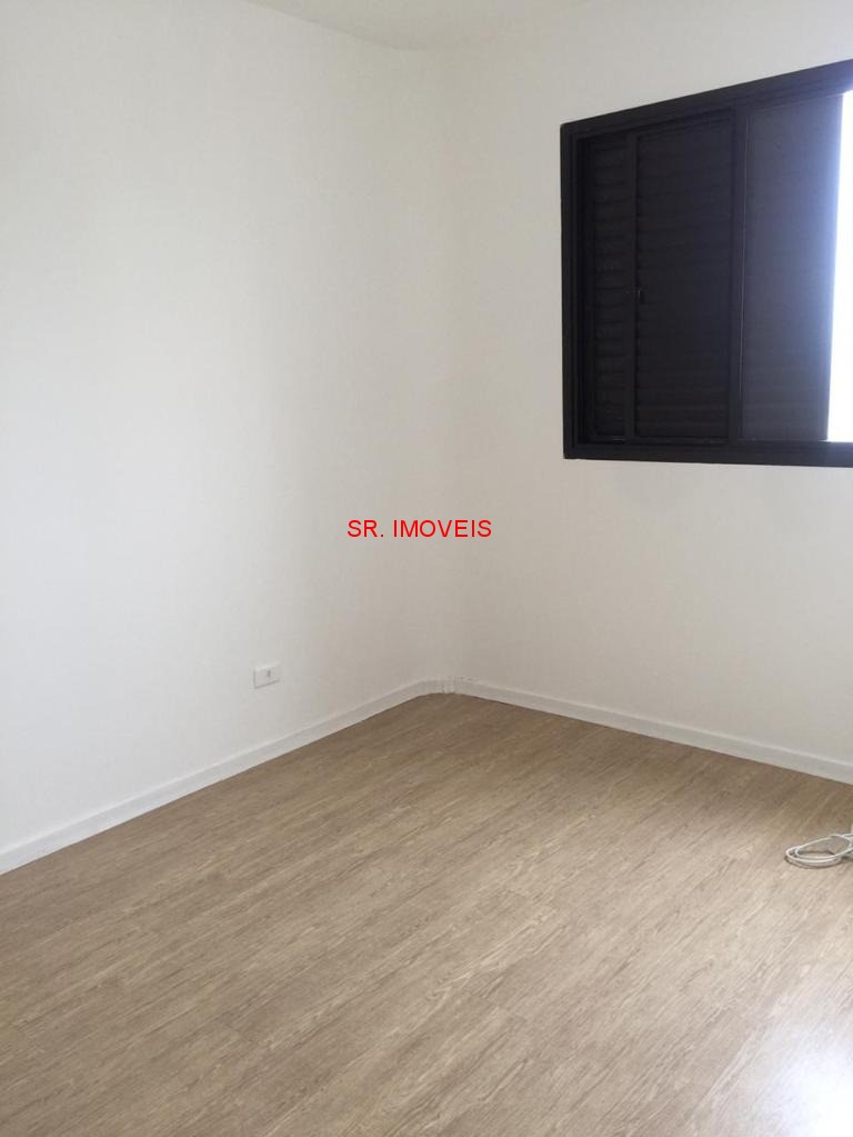 Apartamento à venda com 2 quartos, 60m² - Foto 7