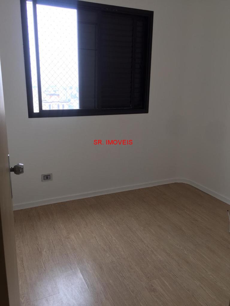 Apartamento à venda com 2 quartos, 60m² - Foto 5