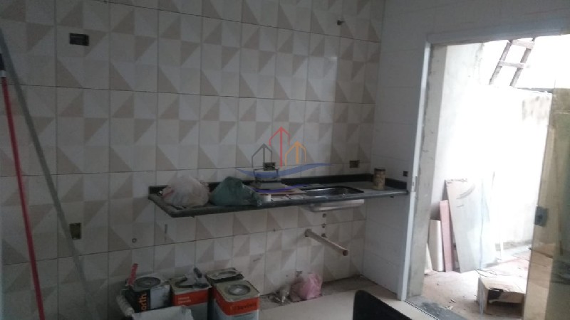 Apartamento à venda com 2 quartos, 67m² - Foto 4