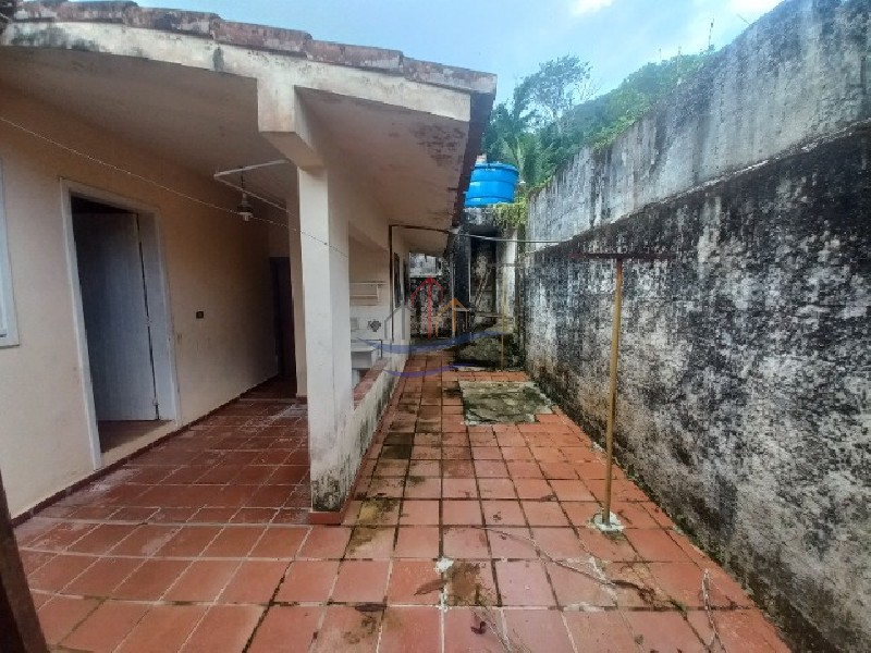 Casa de Condomínio para alugar com 6 quartos, 600m² - Foto 17