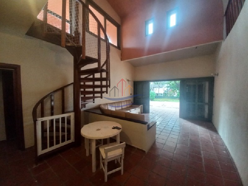 Casa de Condomínio para alugar com 6 quartos, 600m² - Foto 10