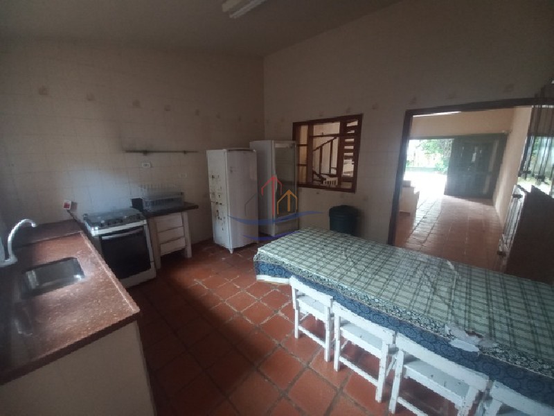 Casa de Condomínio para alugar com 6 quartos, 600m² - Foto 13