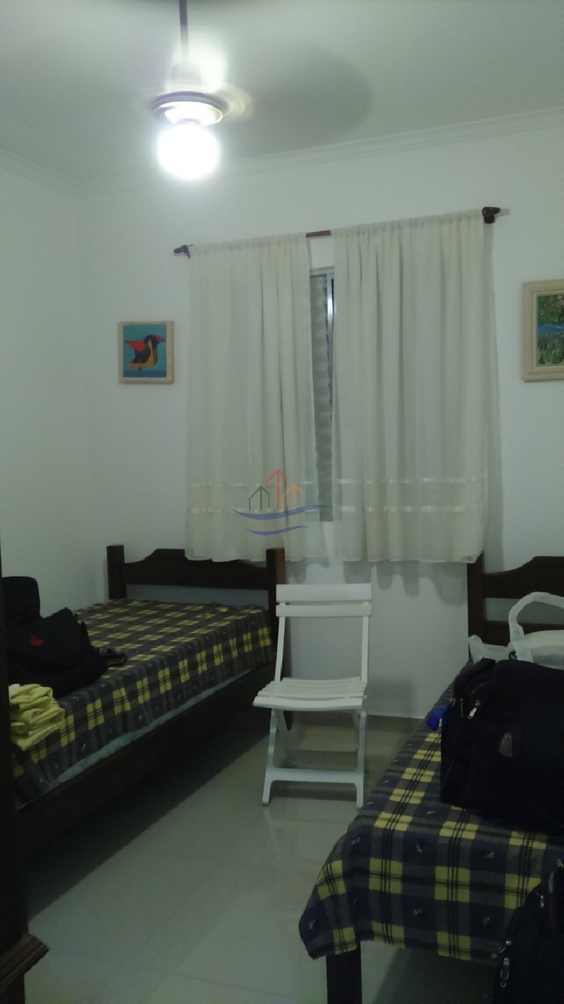 Apartamento à venda com 2 quartos, 64m² - Foto 3