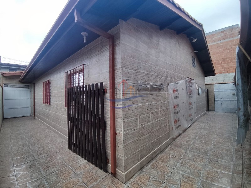 Casa à venda com 3 quartos, 150m² - Foto 11