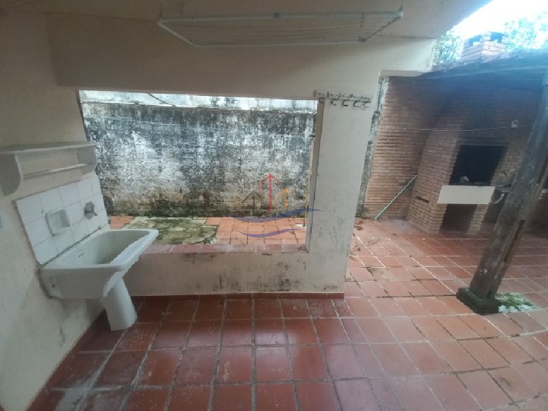 Casa de Condomínio para alugar com 6 quartos, 600m² - Foto 14