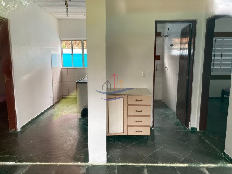 Casa à venda com 8 quartos, 600m² - Foto 26