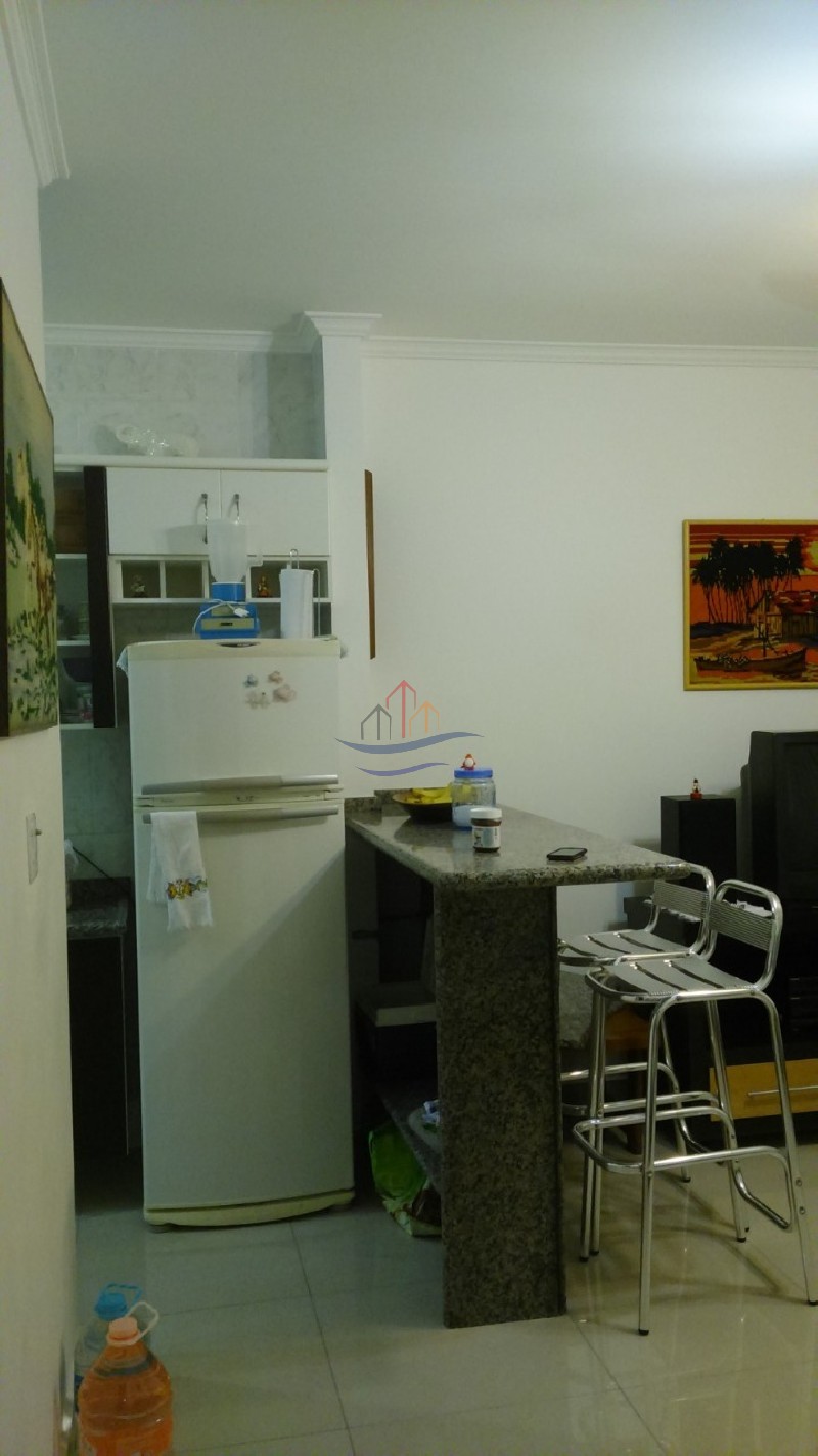 Apartamento à venda com 2 quartos, 64m² - Foto 2