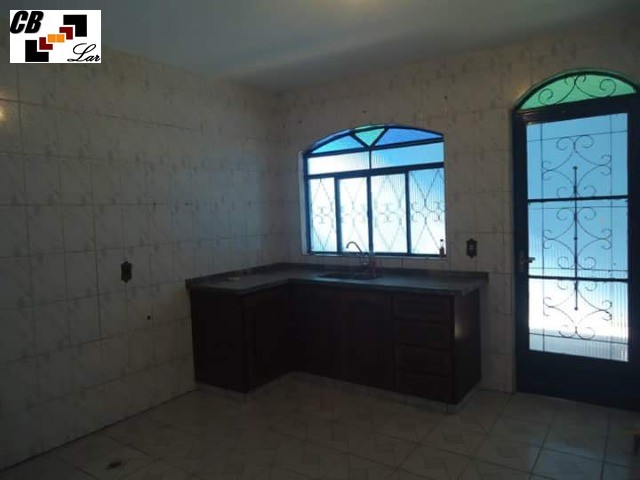 Sobrado à venda com 2 quartos, 250m² - Foto 6