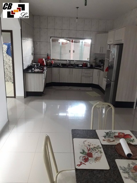 Sobrado à venda com 3 quartos, 500m² - Foto 6