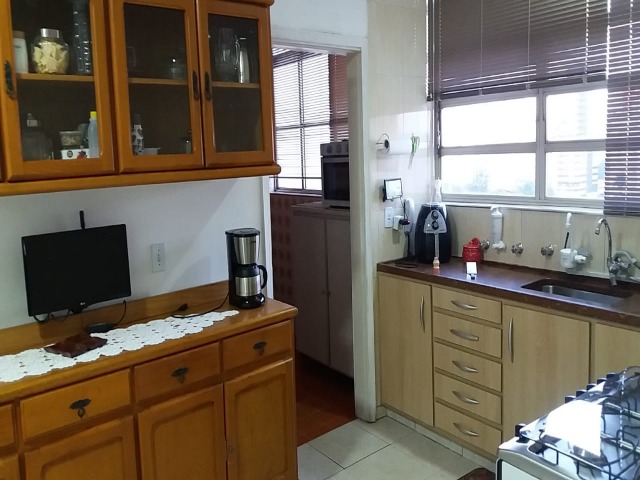 Apartamento à venda com 3 quartos, 160m² - Foto 3