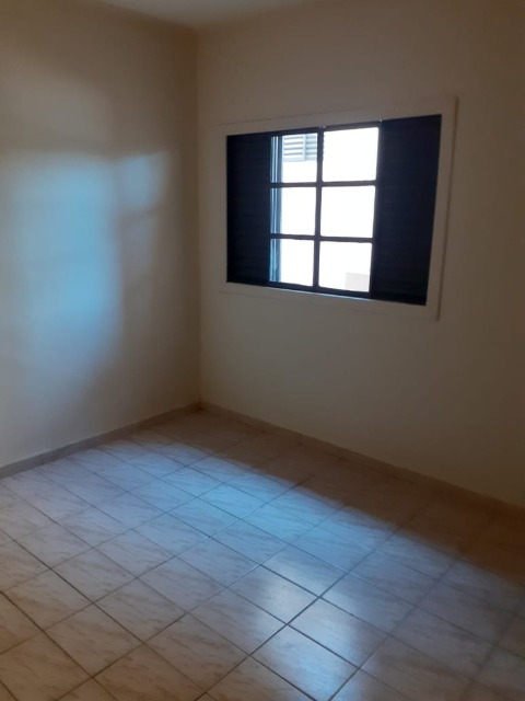 Sobrado à venda com 6 quartos, 300m² - Foto 4