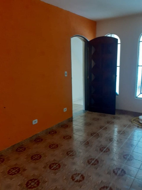 Sobrado à venda com 6 quartos, 300m² - Foto 17