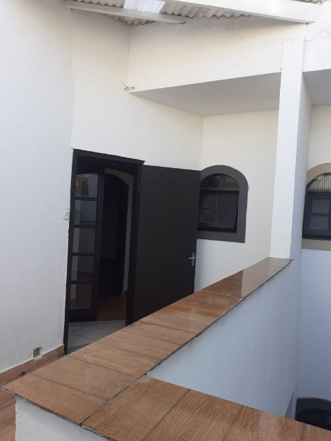 Sobrado à venda com 3 quartos, 300m² - Foto 9