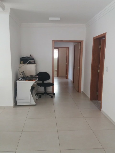 Casa de Condomínio à venda com 5 quartos, 148m² - Foto 2