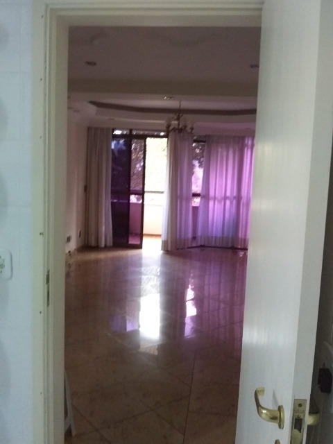 Apartamento à venda com 3 quartos, 112m² - Foto 2