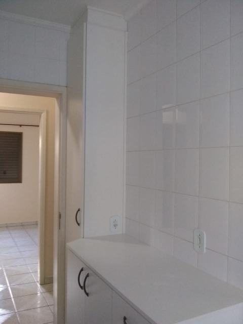 Apartamento à venda com 3 quartos, 112m² - Foto 4