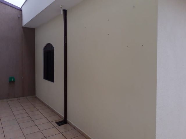 Casa à venda com 2 quartos, 250m² - Foto 9