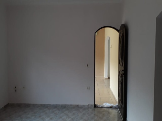 Casa à venda com 2 quartos, 250m² - Foto 14