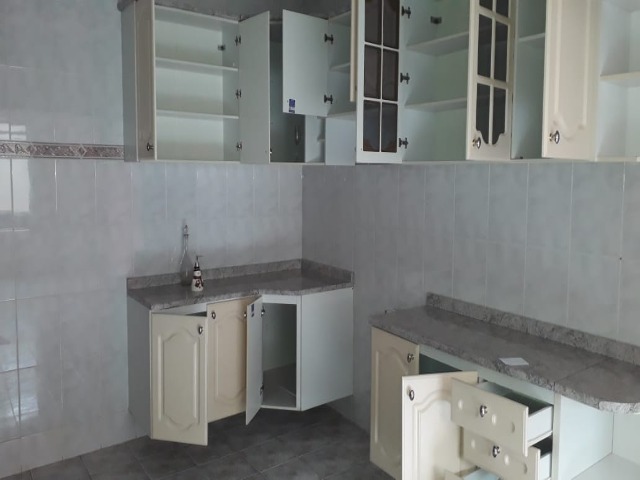 Casa à venda com 2 quartos, 250m² - Foto 15