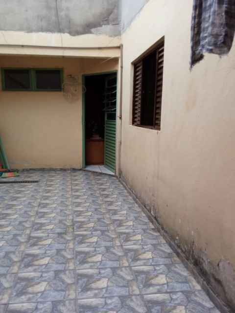 Casa à venda com 2 quartos, 136m² - Foto 2