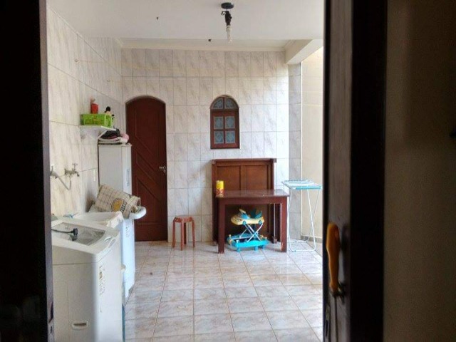 Casa à venda com 2 quartos, 189m² - Foto 14