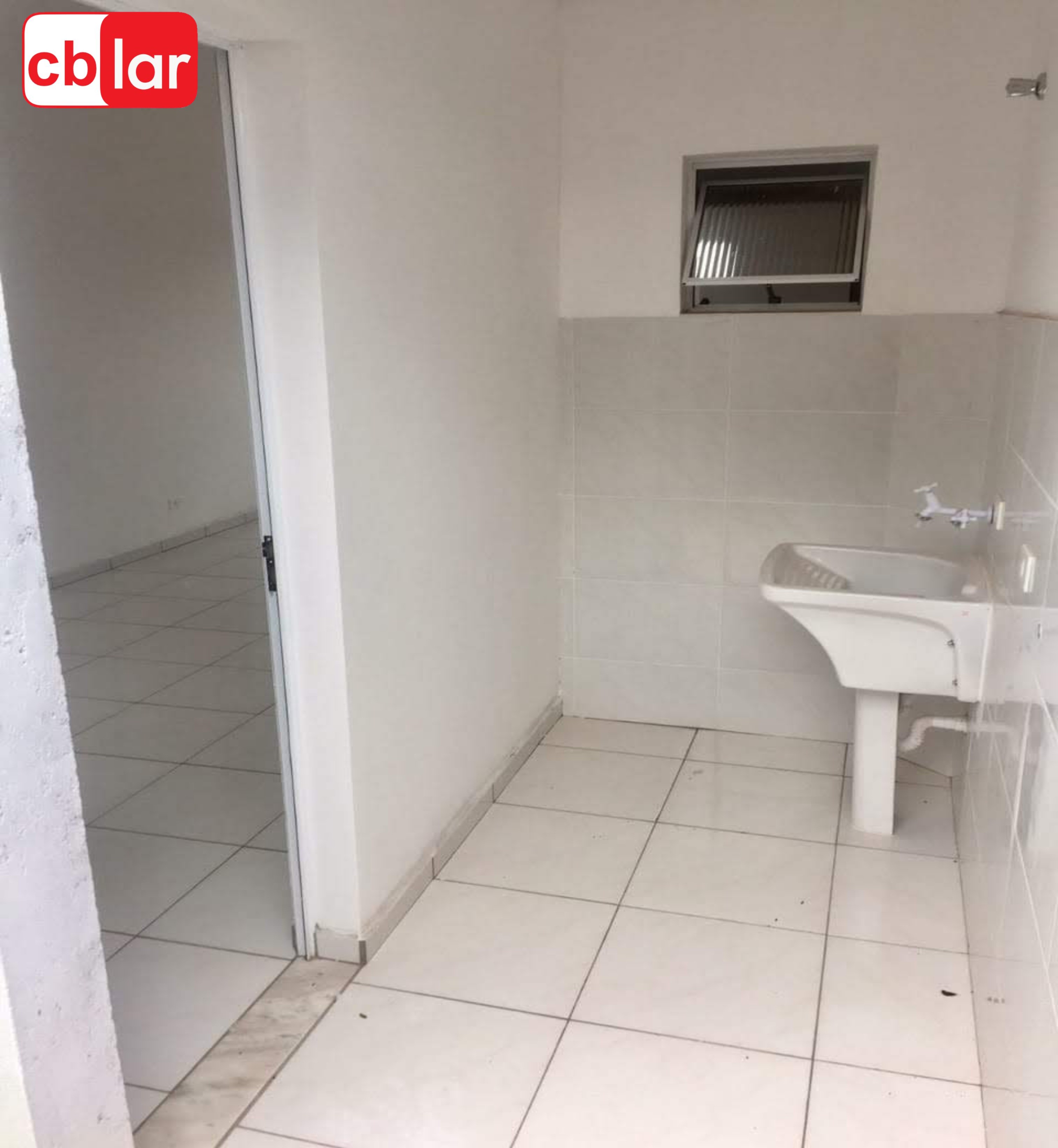 Casa à venda com 2 quartos, 110m² - Foto 4