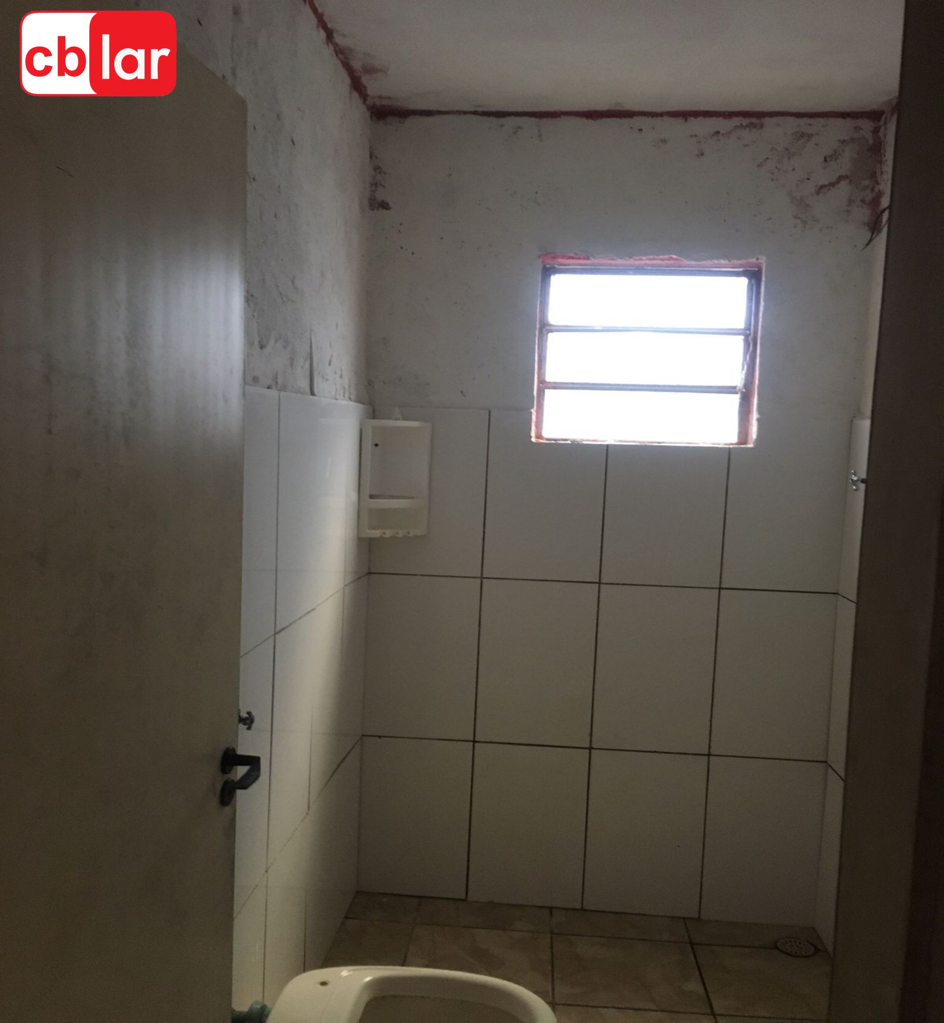 Casa à venda com 2 quartos, 140m² - Foto 2