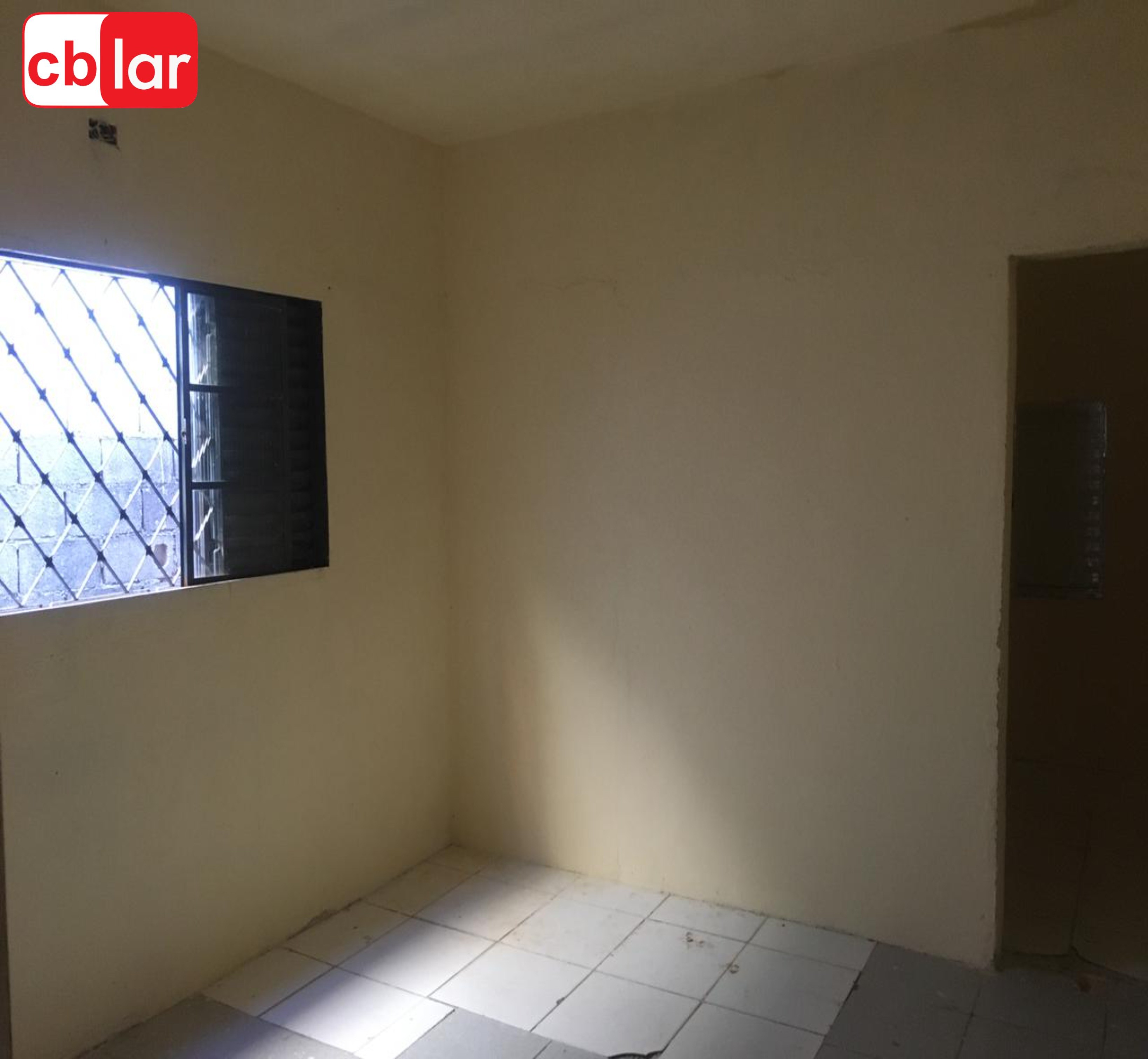 Casa à venda com 2 quartos, 140m² - Foto 1